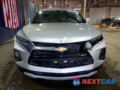 Piąte zdjęcie samochodu w środku: 2020 CHEVROLET BLAZER 2LT VIN:3GNKBCRS4LS628060 - miniatura