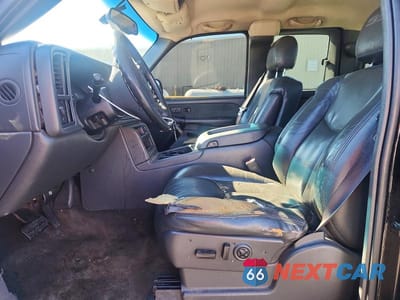 Zdjęcie 7 z 11 samochodu: 2003 CHEVROLET SILVERADO K1500 VIN:2GCEK19NX31388528 - miniatura