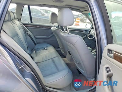 Zdjęcie 10 z 12 samochodu: 2000 BMW 323 IT VIN:WBAAR3346YJM02764 - miniatura