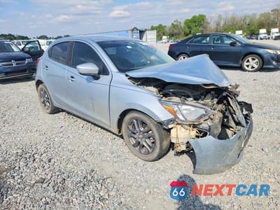 Czwarte zdjęcie samochodu z boku: 2020 TOYOTA YARIS HATCHBACK LE VIN:3MYDLBJV8LY701069 - miniatura