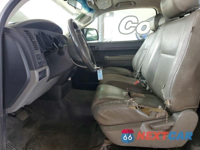 Zdjęcie 7 z 11 samochodu: 2012 TOYOTA TUNDRA GRADE VIN:5TFLU5F12CX027162 - miniatura