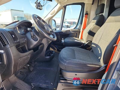 Zdjęcie 7 z 13 samochodu: 2020 RAM PROMASTER 3500 DELIVERY VAN VIN:3C6URVJGXLE133948 - miniatura