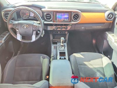 Zdjęcie 8 z 13 samochodu: 2018 TOYOTA TACOMA SR5 V6 VIN:3TMAZ5CN3JM055748 - miniatura