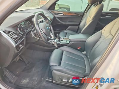 Zdjęcie 7 z 12 samochodu: 2018 BMW X3 XDRIVE30I VIN:5UXTR9C55JLC69563 - miniatura