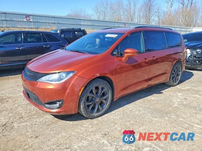 2018 CHRYSLER PACIFICA TOURING L PLUS 2C4RC1EGXJR333825 - główne zdjęcie licytacji z USA - miniatura