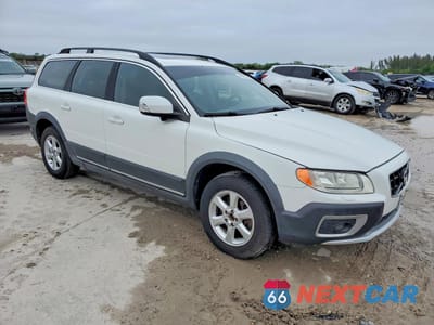 Czwarte zdjęcie samochodu z boku: 2010 VOLVO XC70 3.2 VIN:YV4960BZ1A1075381 - miniatura