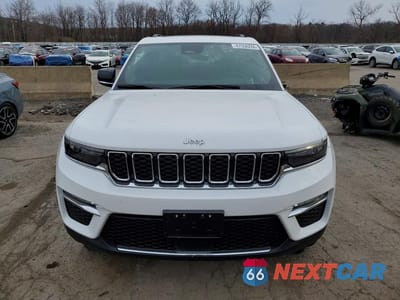 Piąte zdjęcie samochodu w środku: 2025 JEEP GRAND CHEROKEE LIMITED VIN:1C4RJHBG5SC360427 - miniatura