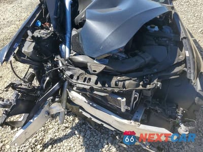 Zdjęcie 11 z 11 samochodu: 2018 BMW M2 VIN:WBS1J5C53J7B70332 - miniatura