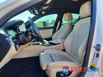 Zdjęcie 7 z 13 samochodu: 2021 BMW 530 XI VIN:WBA13BJ0XMWX21903 - miniatura