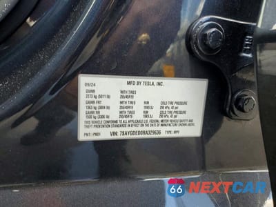 Zdjęcie 12 z 12 samochodu: 2024 TESLA MODEL Y VIN:7SAYGDED0RA329636 - miniatura