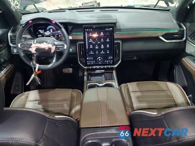 Zdjęcie 8 z 13 samochodu: 2026 GMC ACADIA DENALI ULTIMATE VIN:1GKENTKS5TJ210264 - miniatura
