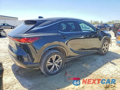Trzecie zdjęcie samochodu z tyłu: 2024 LEXUS RX 350 PREMIUM VIN:JTJCHMAA2R2014310 - miniatura