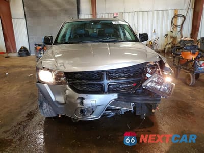 Piąte zdjęcie samochodu w środku: 2018 DODGE JOURNEY GT VIN:3C4PDDEG1JT254367 - miniatura