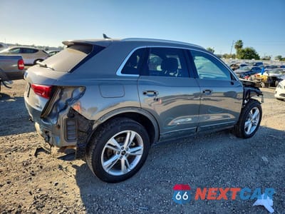 Trzecie zdjęcie samochodu z tyłu: 2024 AUDI Q3 PREMIUM S LINE 45 VIN:WA1DECF35R1043014 - miniatura