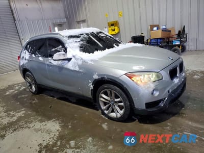 Czwarte zdjęcie samochodu z boku: 2014 BMW X1 XDRIVE35I VIN:WBAVM5C50EVV92120 - miniatura