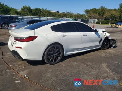 Trzecie zdjęcie samochodu z tyłu: 2022 BMW M850XI VIN:WBAGV8C01NCJ74706 - miniatura