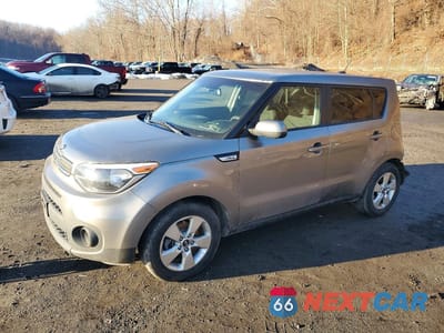 2018 KIA SOUL BASE KNDJN2A28J7555742 - główne zdjęcie licytacji z USA - miniatura