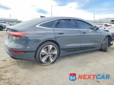 Trzecie zdjęcie samochodu z tyłu: 2025 AUDI A6 E-TRON PREMIUM PLUS 60 VIN:WAU2DAGH7SA019461 - miniatura