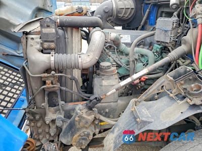 Zdjęcie 7 z 10 samochodu: 2014 VOLVO VN VNM VIN:4V4M99DG4EN150100 - miniatura