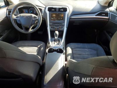 Zdjęcie 8 z 12 samochodu: 2016 FORD FUSION SE VIN:3FA6P0H74GR282649 - miniatura