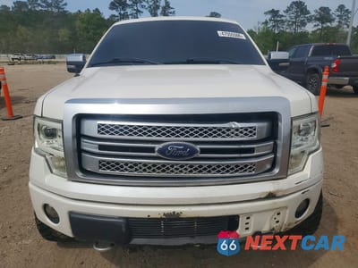 Piąte zdjęcie samochodu w środku: 2013 FORD F150 SUPERCREW VIN:1FTFW1ET1DFD00635 - miniatura