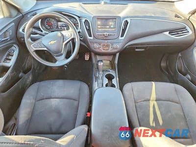 Zdjęcie 8 z 11 samochodu: 2017 CHEVROLET MALIBU LS VIN:1G1ZC5ST1HF217318 - miniatura