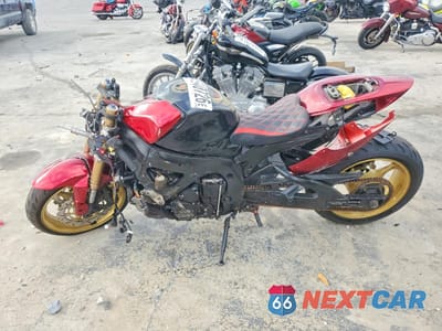 Trzecie zdjęcie samochodu z tyłu: 2006 SUZUKI GSX-R600 K6 VIN:JS1GN7DA362102914 - miniatura