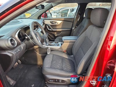 Zdjęcie 7 z 13 samochodu: 2021 CHEVROLET BLAZER 2LT VIN:3GNKBHRS5MS562522 - miniatura