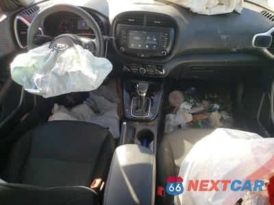 Zdjęcie 8 z 11 samochodu: 2020 KIA SOUL LX VIN:KNDJ23AU8L7003189 - miniatura