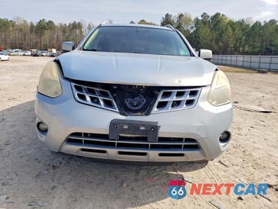 Piąte zdjęcie samochodu w środku: 2013 NISSAN ROGUE S VIN:JN8AS5MT5DW009302 - miniatura