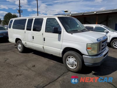 Czwarte zdjęcie samochodu z boku: 2008 FORD ECONOLINE E350 SUPER DUTY WAGON VIN:1FBSS31L08DA58650 - miniatura