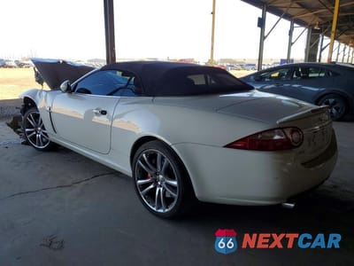 Drugie zdjęcie samochodu z przodu: 2008 JAGUAR XKR VIN:SAJWA44C989B24508 - miniatura