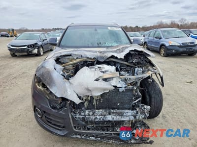 Piąte zdjęcie samochodu w środku: 2014 AUDI Q5 PREMIUM PLUS VIN:WA1LFAFP4EA098581 - miniatura