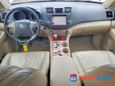 Zdjęcie 8 z 12 samochodu: 2009 TOYOTA HIGHLANDER LIMITED VIN:JTEES42A992140378 - miniatura