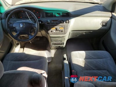 Zdjęcie 8 z 14 samochodu: 2004 HONDA ODYSSEY EX VIN:5FNRL18874B104409 - miniatura