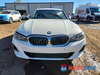 Piąte zdjęcie samochodu w środku: 2024 BMW 330XI VIN:3MW89FF05R8E04317 - miniatura