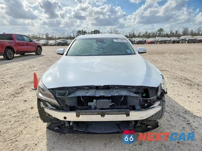 Piąte zdjęcie samochodu w środku: 2017 GENESIS G80 3.8 VIN:KMHGN4JE8HU175789 - miniatura