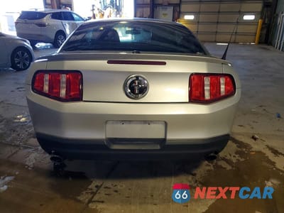 Zdjęcie 6 z 11 samochodu: 2011 FORD MUSTANG L VIN:1ZVBP8AM3B5131186 - miniatura