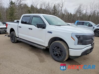Czwarte zdjęcie samochodu z boku: 2025 FORD F150 LIGHTNING XLT VIN:1FTVW3LK6SWG06423 - miniatura