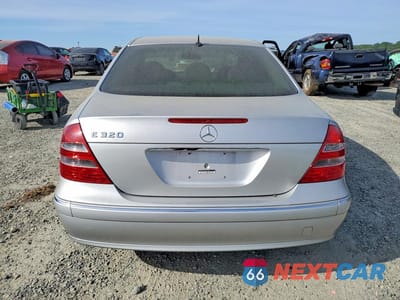 Zdjęcie 6 z 12 samochodu: 2003 MERCEDES-BENZ E 320 VIN:WDBUF65J23A153285 - miniatura