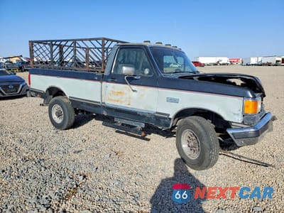 Czwarte zdjęcie samochodu z boku: 1990 FORD F250 VIN:1FTHF26H8LPA30773 - miniatura
