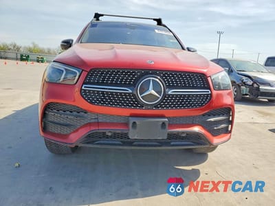Piąte zdjęcie samochodu w środku: 2020 MERCEDES-BENZ GLE 350 4MATIC VIN:4JGFB4KE0LA080382 - miniatura