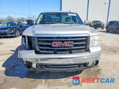 Piąte zdjęcie samochodu w środku: 2008 GMC SIERRA C1500 VIN:1GTEC14C18Z204675 - miniatura