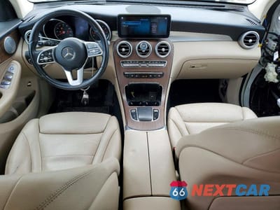 Zdjęcie 8 z 14 samochodu: 2020 MERCEDES-BENZ GLC 300 4MATIC VIN:WDC0G8EB2LF711599 - miniatura
