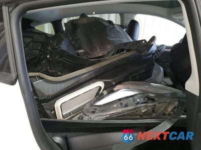 Zdjęcie 13 z 14 samochodu: 2023 TESLA MODEL Y VIN:7SAYGDEE2PA181429 - miniatura
