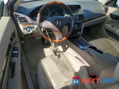 Zdjęcie 8 z 11 samochodu: 2011 MERCEDES-BENZ E 350 VIN:WDDKJ5GB5BF073493 - miniatura