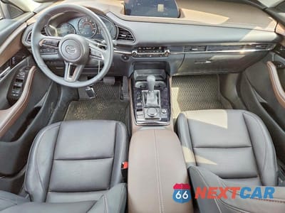 Zdjęcie 8 z 12 samochodu: 2025 MAZDA CX-30 PREMIUM VIN:3MVDMBDM1SM809942 - miniatura