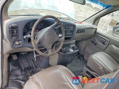 Zdjęcie 8 z 14 samochodu: 2000 CHEVROLET EXPRESS G3500 DELIVERY TRUCK VIN:1GBHG31R4Y1162642 - miniatura