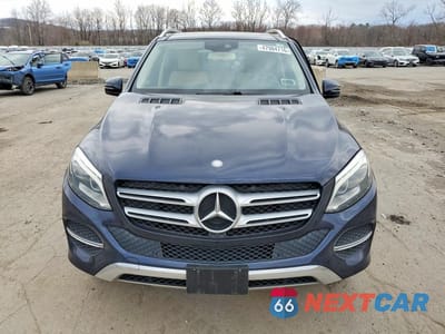 Piąte zdjęcie samochodu w środku: 2016 MERCEDES-BENZ GLE 350 4MATIC VIN:4JGDA5HBXGA624177 - miniatura