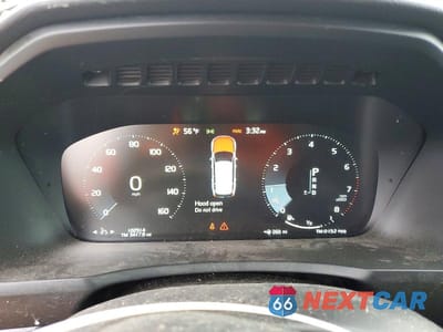 Zdjęcie 9 z 13 samochodu: 2016 VOLVO XC90 T6 VIN:YV4A22PK9G1094835 - miniatura